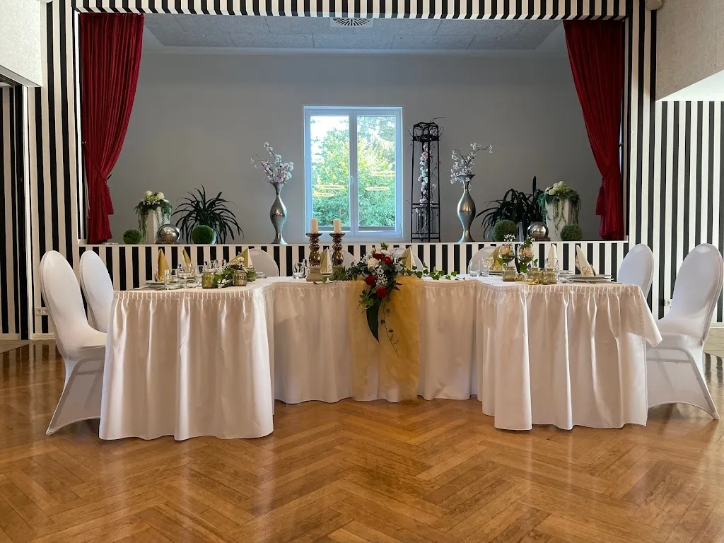 Gasthof zu Loyerberg_Rastede_slider_image_3