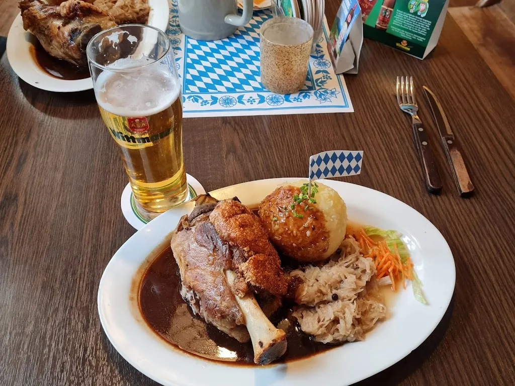 Weißes Bräuhaus Zum Krenkl_Landshut_slider_image_2