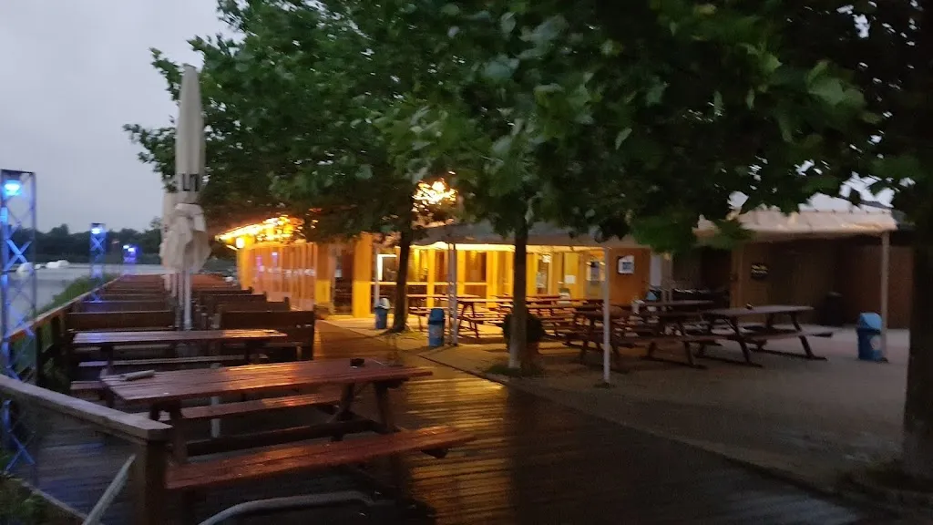 Beach Bar am Alfsee restaurant in Rieste