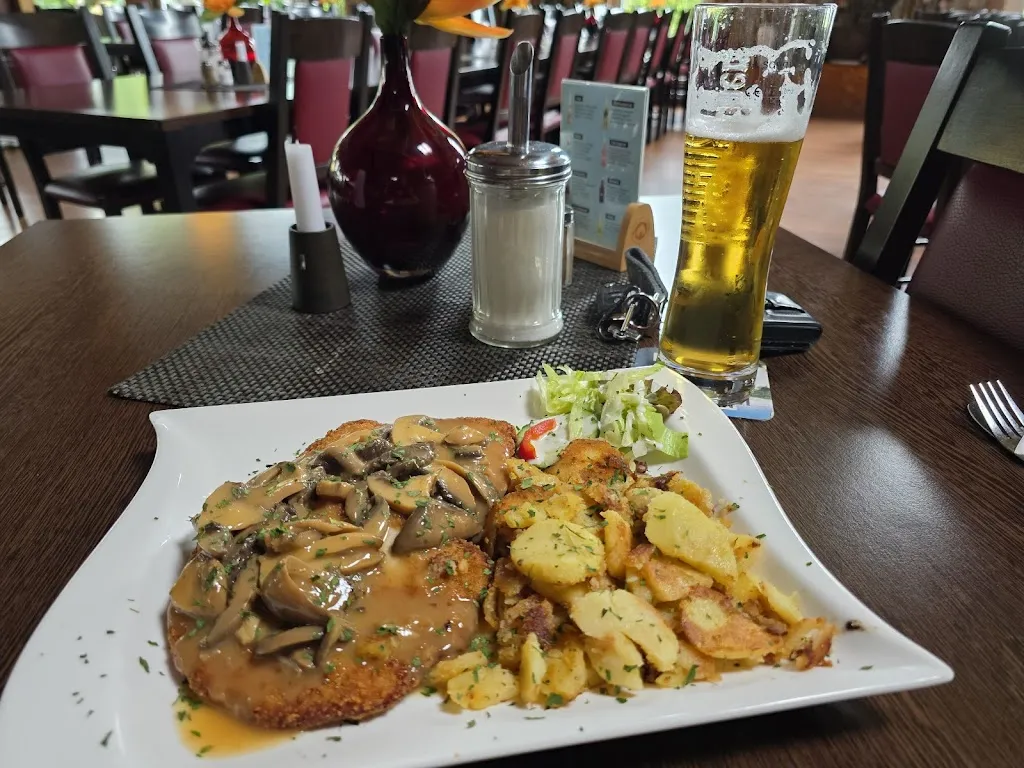 Schnitzel- und Buffethaus Olle Rheen__slider_image_3