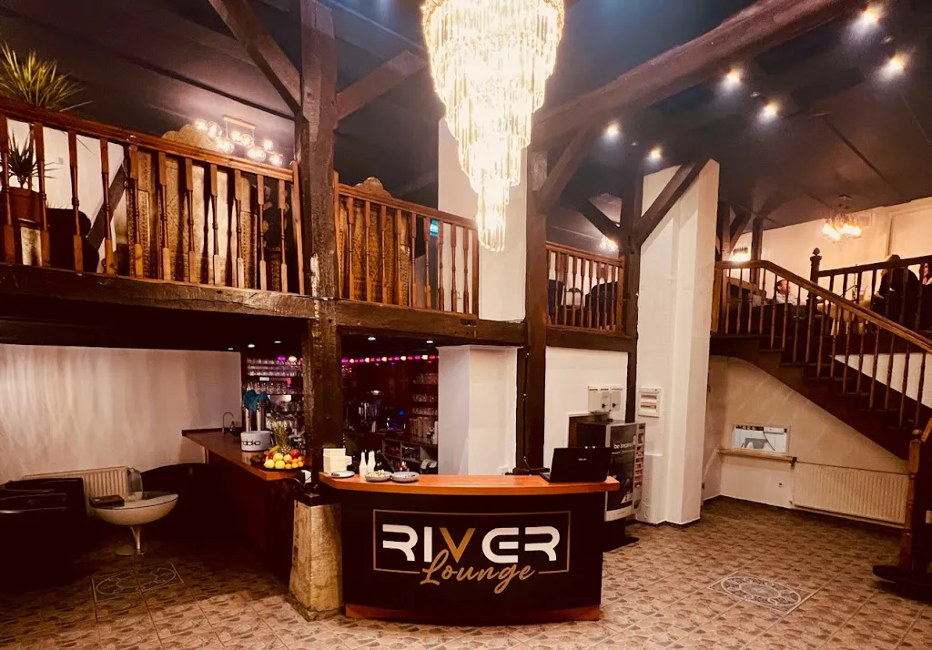 River Lounge_Rinteln_slider_image_1