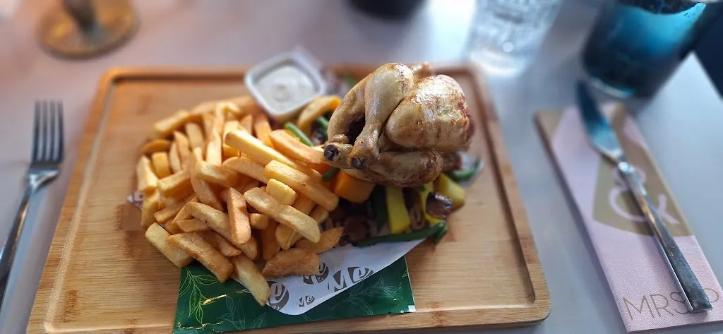 Me & MRS. P_Netherlands_slider_image_3