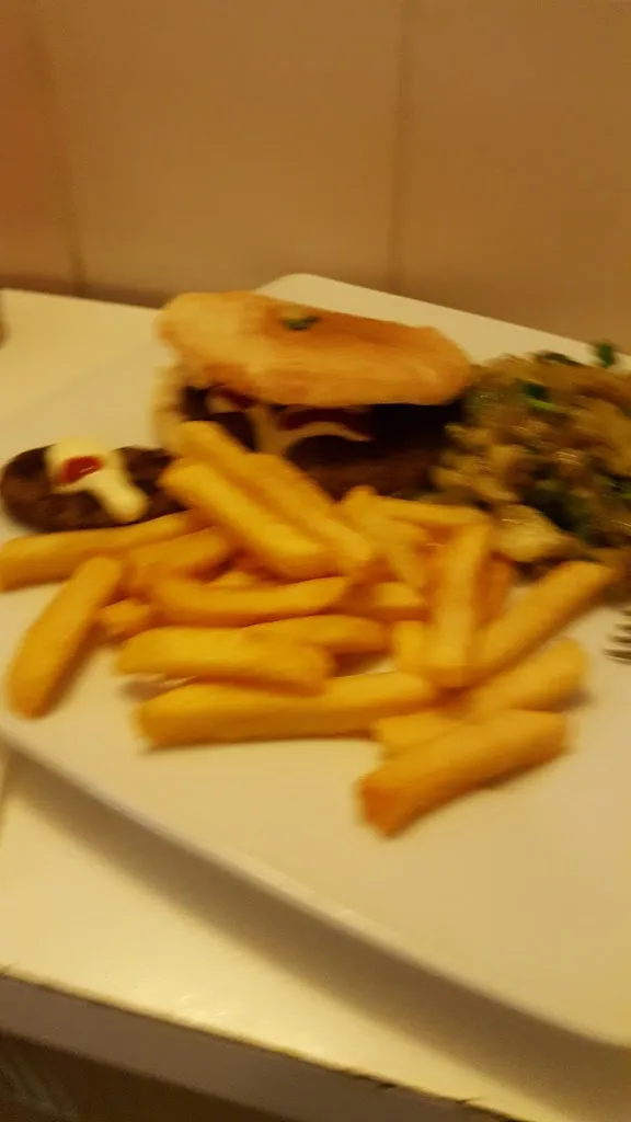 Menu_Cafetaria Pizzeria Oranje_Netherlands_immagine_5