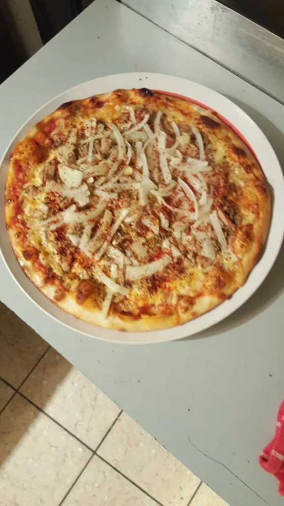 Cafetaria Pizzeria Oranje_Netherlands_slider_image_2