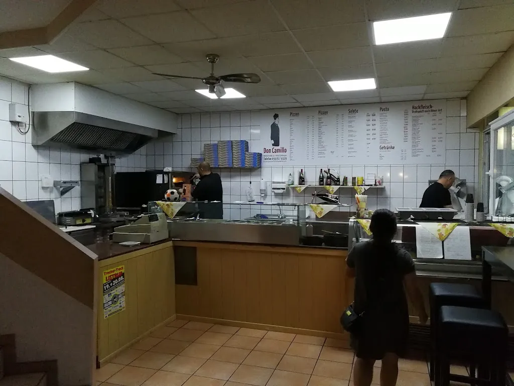 Pizzeria Don Camillo restaurant in Salzbergen