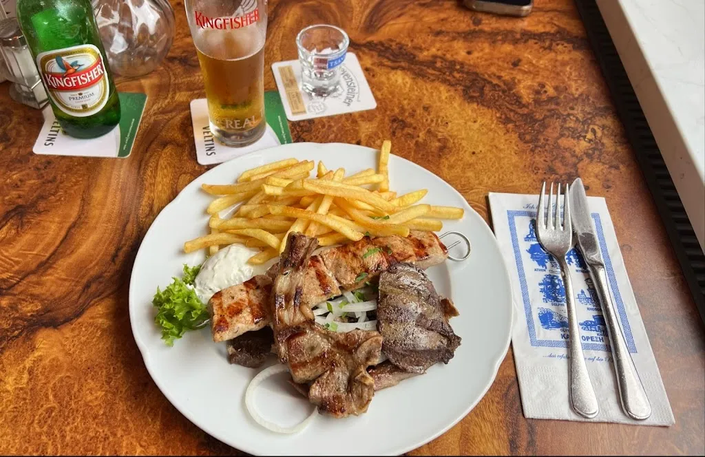 Daniel W._Nurinuri_Sande_review