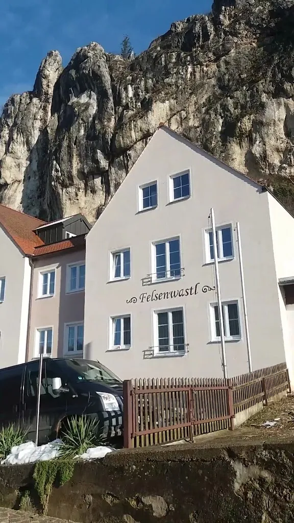 Felsenwastlwirt Essing restaurant in Essing