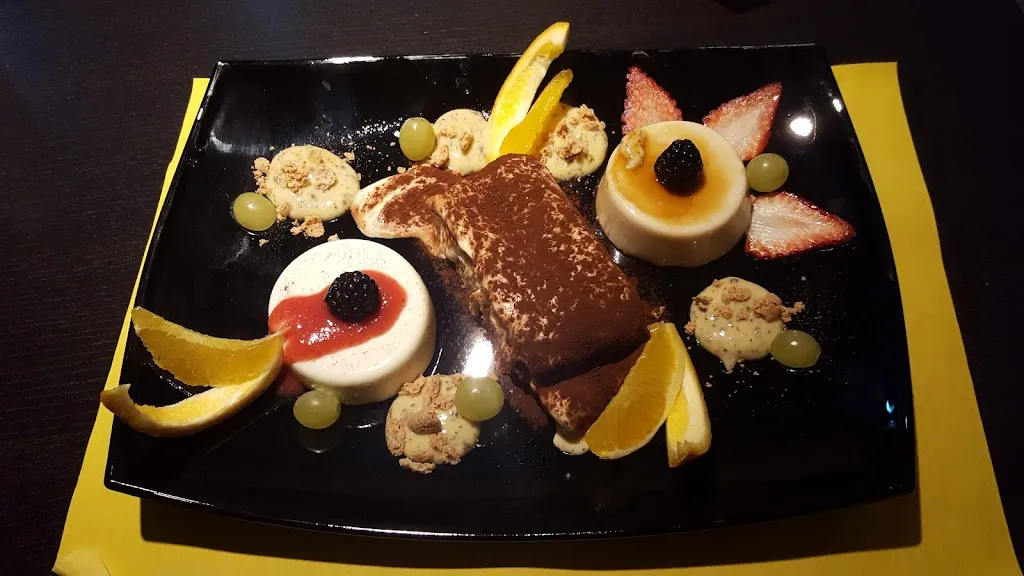 La Piazza Ristorante & Pizzeria_Scheeßel_slider_image_3