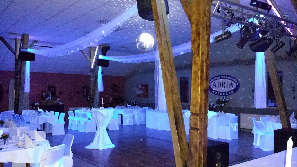 Adria Restaurant Spaden ristorante a Schiffdorf