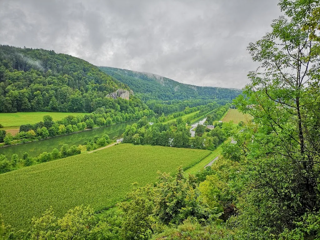 Ralf Blume_Kassenhäuschen Mit Restaurant_Essing_reseña