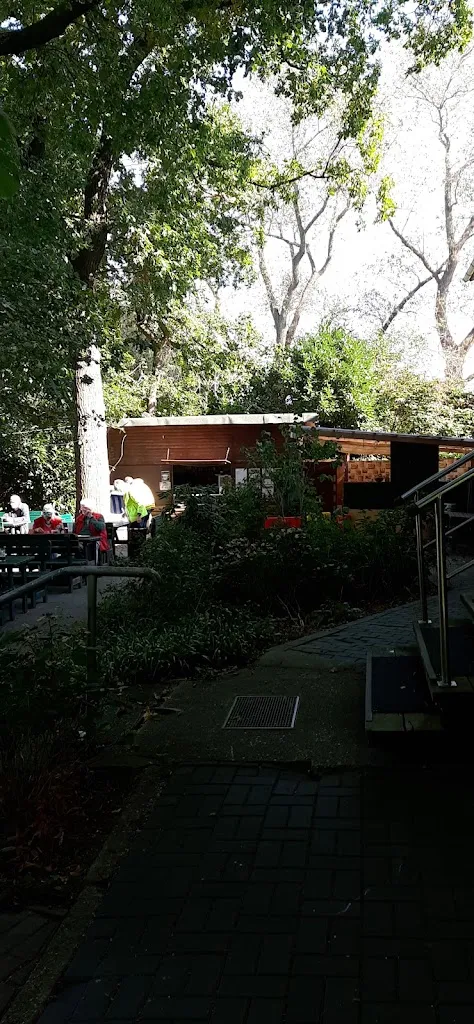 Rose Chamstu_Schiffdorfer Stauschleuse - Heike Hauenschild_Schiffdorf_review