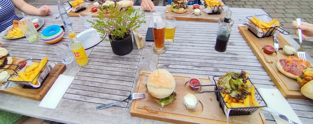 Emsiger_80_Restaurant Klosterkrug St.Lorenz_Schöningen_review