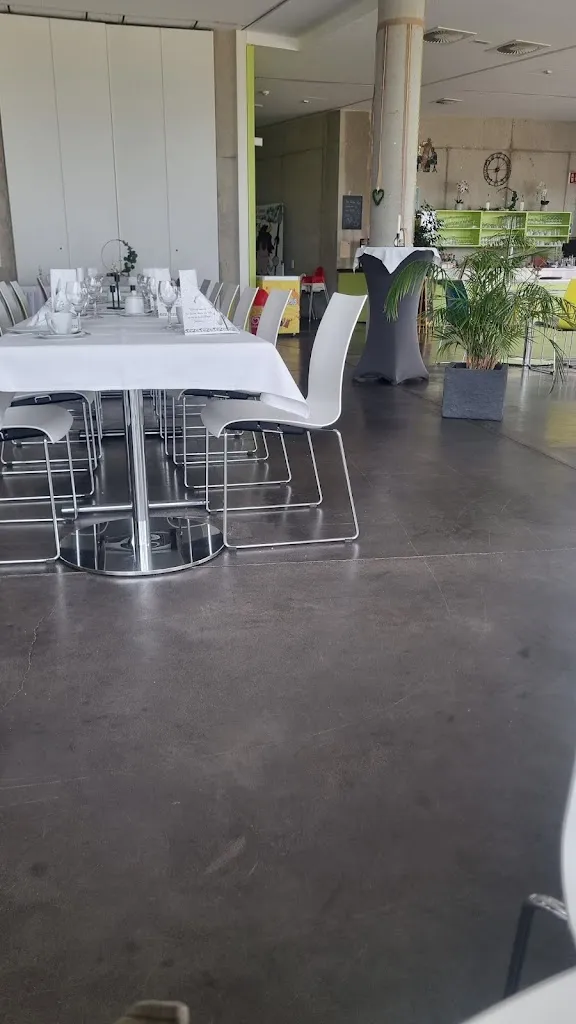 Daniel_Café und Bistro Zum Elmsee_Schöningen_review