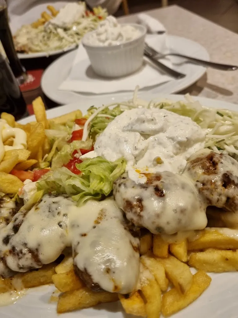 Orient Imbiss Gastro GmbH & Co. KG_Schöningen_slider_image_3