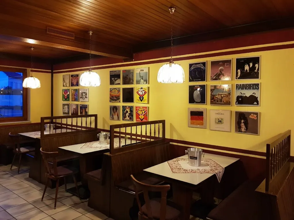 Gasthaus „Zu den drei Rosen“ ristorante a Seeburg