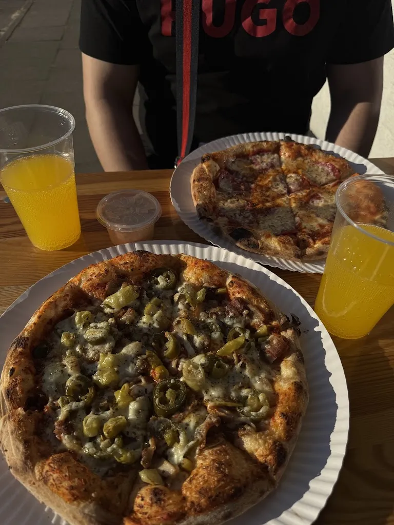 Agnessa Gashi_HollonDay´s_Schwanewede_review