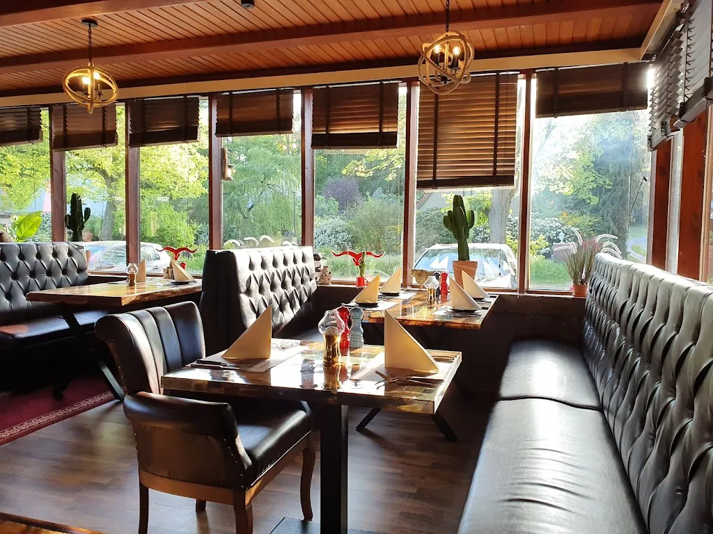 The Sur Steakhouse & Restaurant Saal ristorante a Schwanewede
