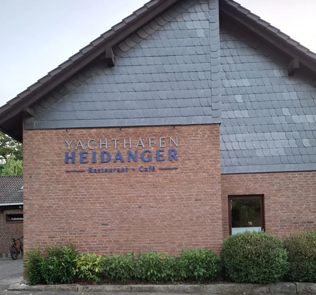 Bernd Breitkreuz_Restaurant und Café – Am Yachthafen_Vechelde_review