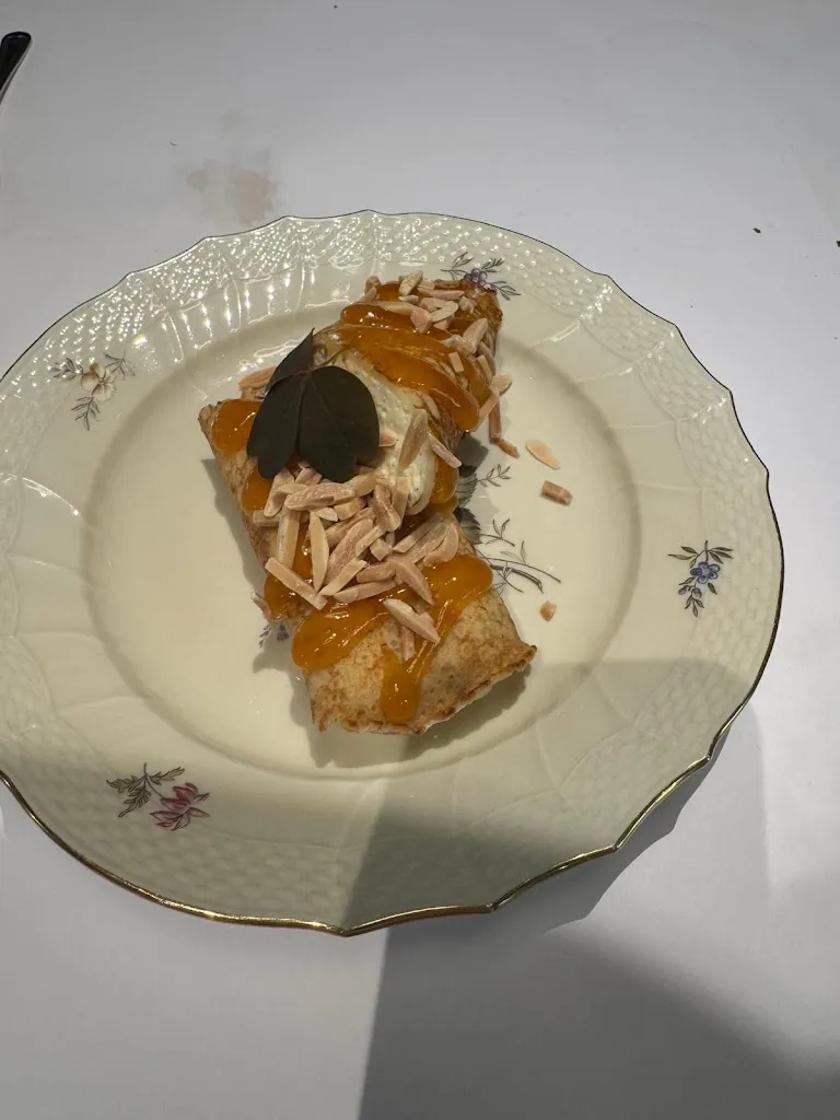 Fiona T_Schønnemann_Denmark_review