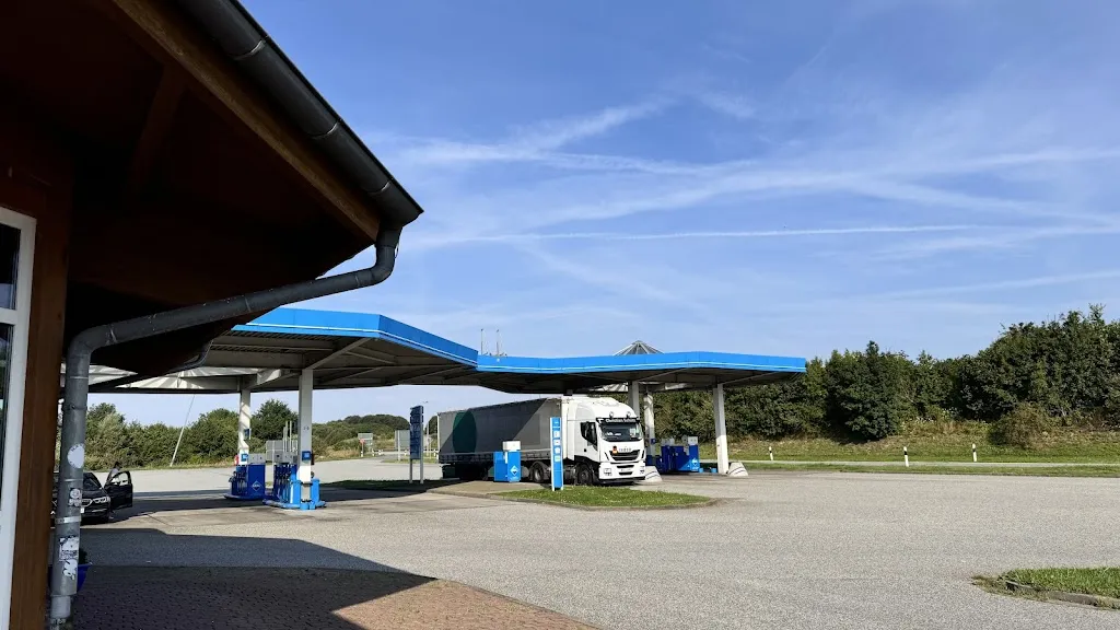 Raststätte Fuchsberg Süd_Glasin_slider_image_3