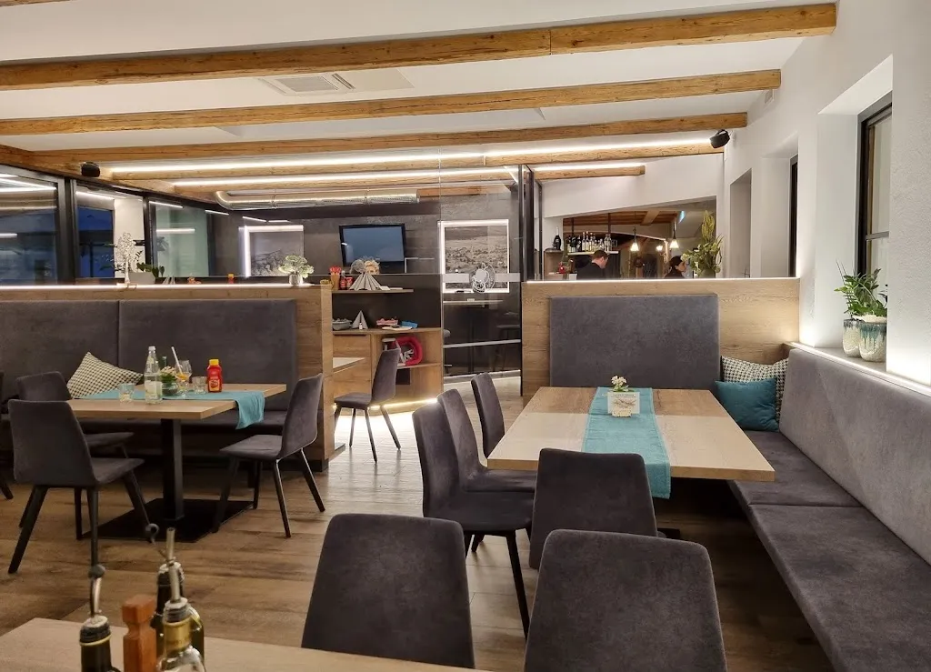 Goldener Apfel restaurant in Italy