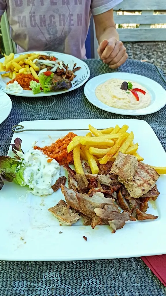 Menu_Bei Vassi_Sehnde_image_6