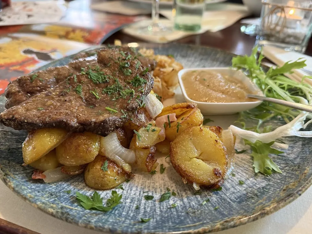 C. B._Medaillon_Soltau_review