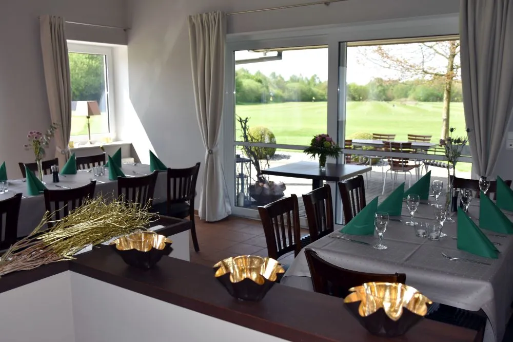 Königs Restaurant - Inhaberin Gaby Kropp restaurant in Sittensen