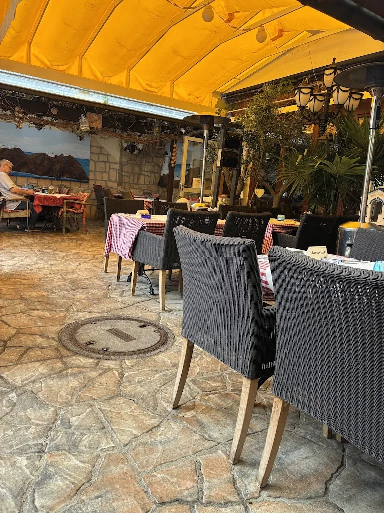 Nikos Taverna restaurant in Seevetal