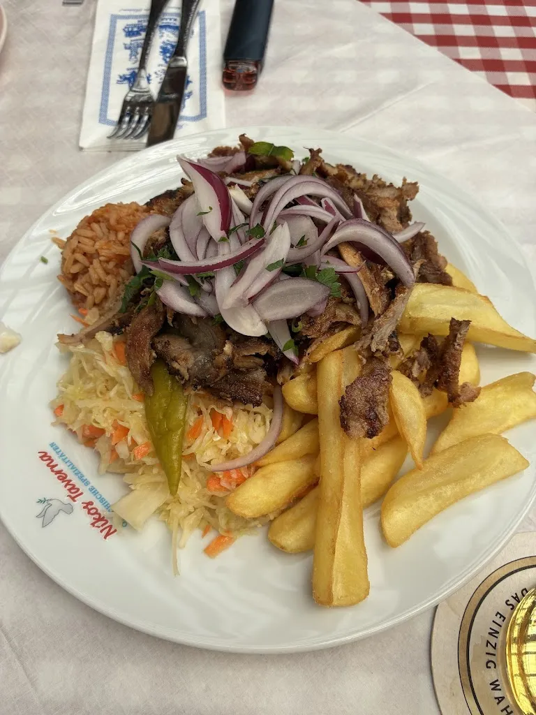 Nikos Taverna_Seevetal_slider_image_2