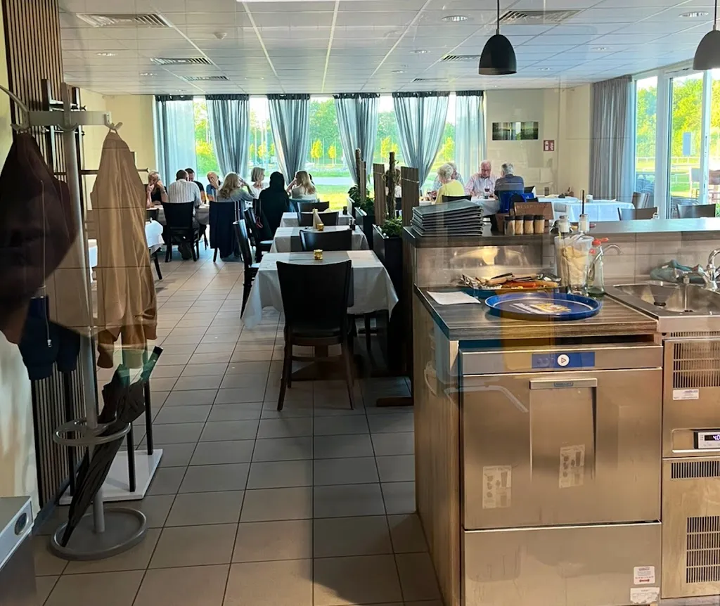 Bei Jani Restaurant im Sportzentrum Seevetal_Seevetal_slider_image_1