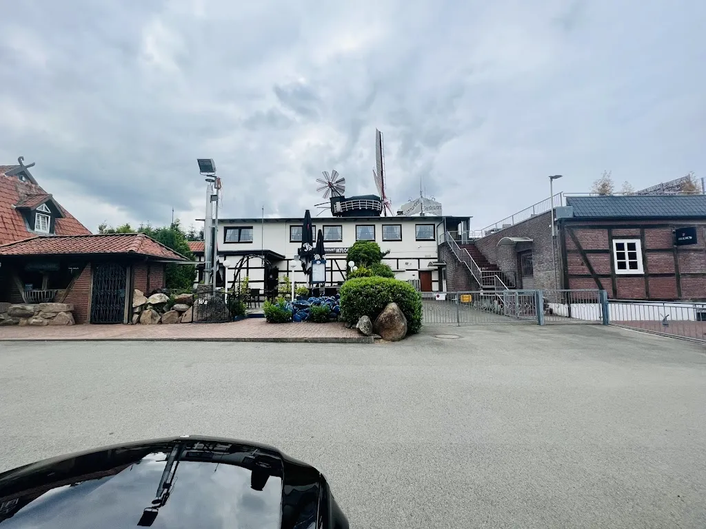 Dr. Lars Harald Feddersen_Restaurant Mylos_Seevetal_review