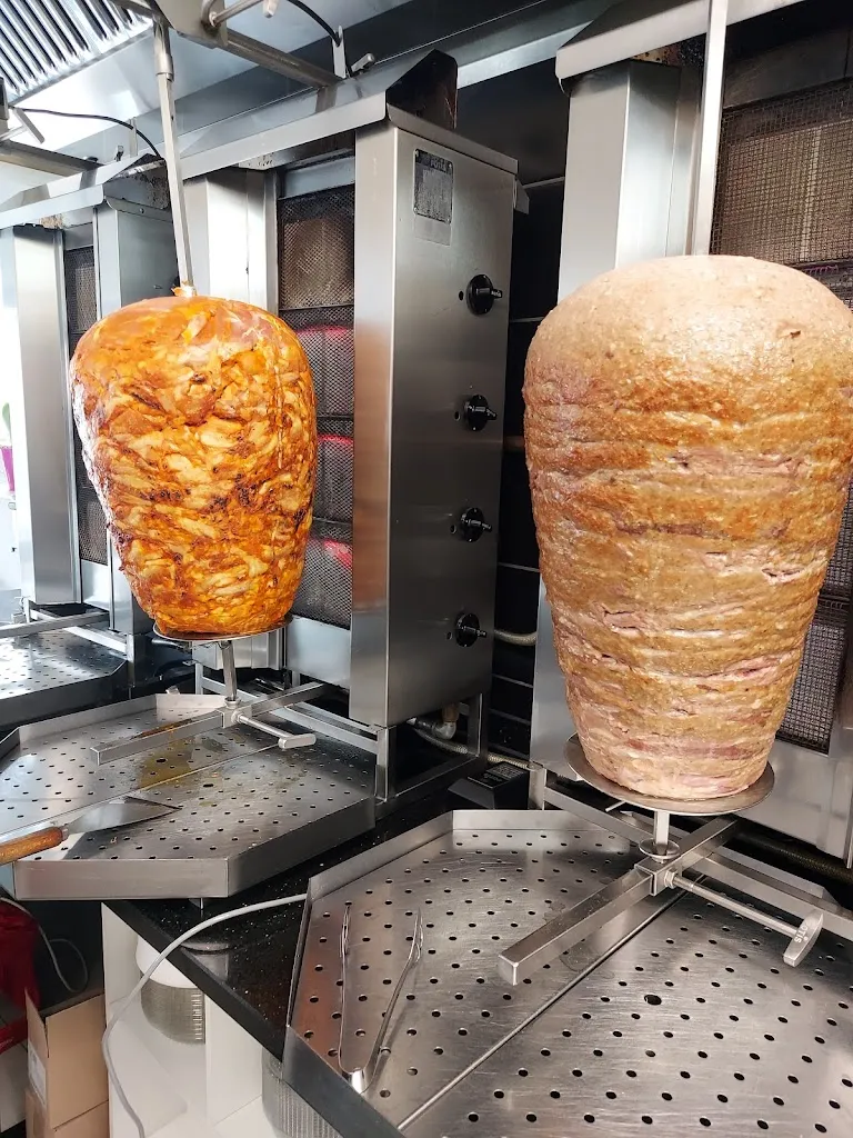 Onkel Evi's Döner & Pizzahaus_Stadtoldendorf_slider_image_3