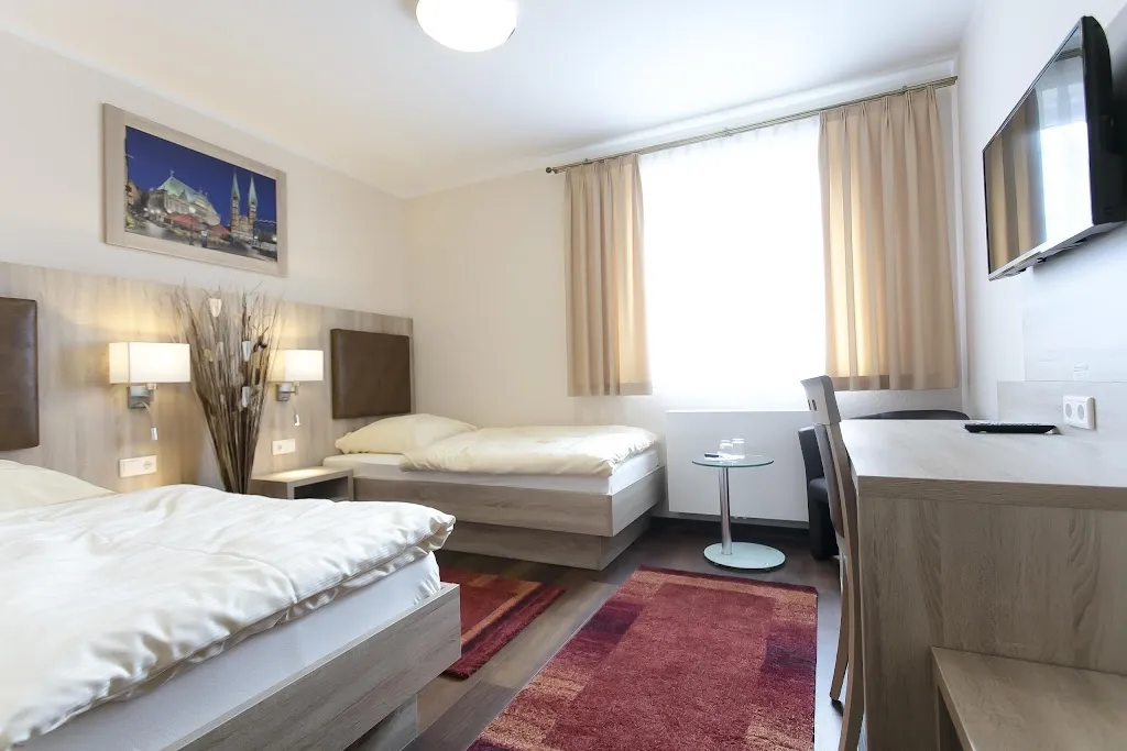 Hotel & Restaurant zum Wiesengrund - Das Schnitzelhaus_Stuhr_slider_image_2