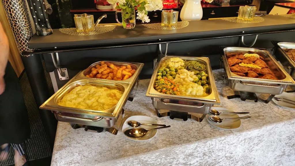 Einfach Benson_Auf'm Hof_Springe_review