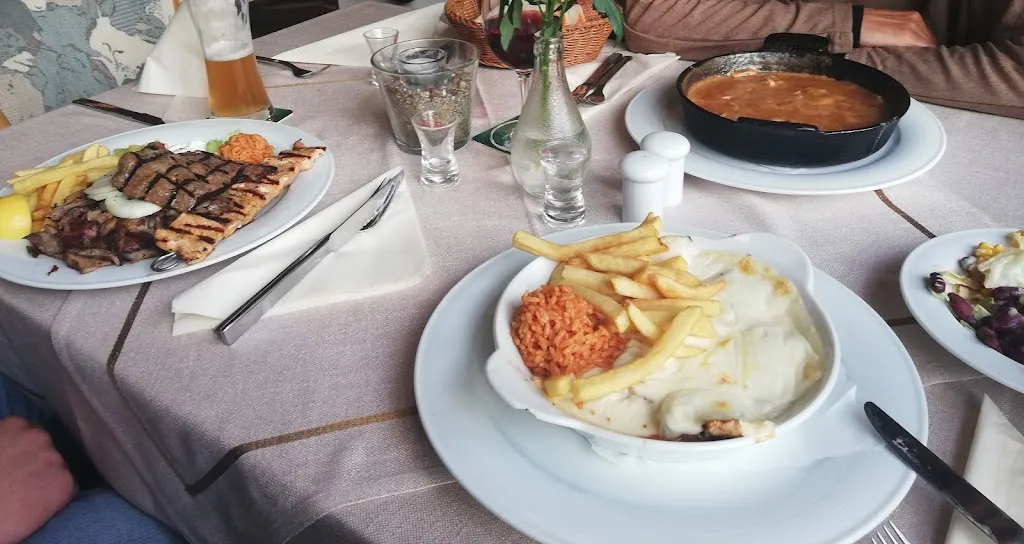 Restaurant Pallas_Springe_slider_image_1