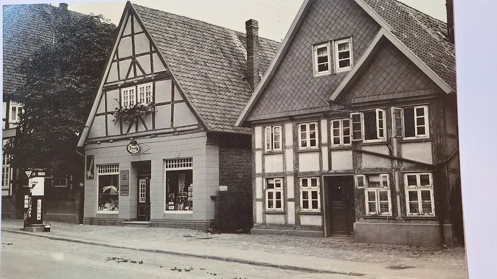 Antik-Cafe Mariechen_Springe_slider_image_3