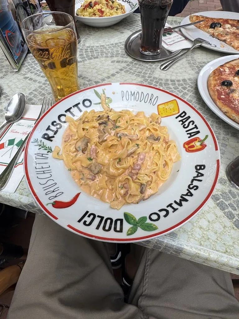 Daniel Sobol_Eiscafe Bistro Martino_Stolzenau_review