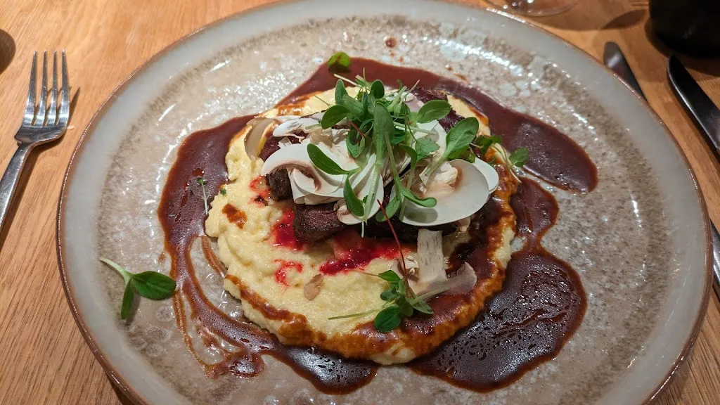 Leonardo Edler von W_Mos Idylle_Surwold_review