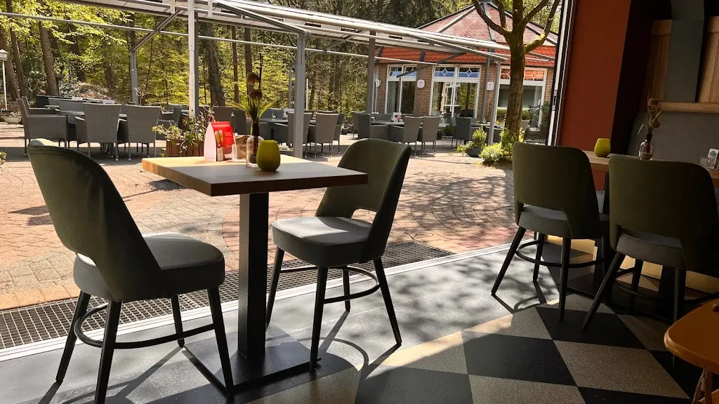 Fuchshöhle restaurant in Surwold