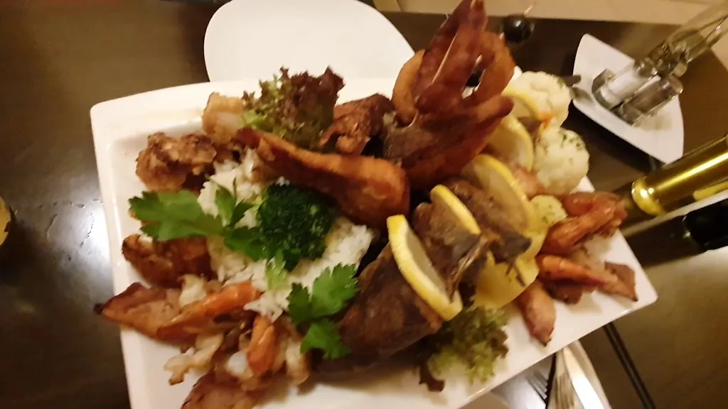 Wirtshaus B13 *Kroatische Küche * Steak's * Burger * Vegetarische Gerichte_Fahrenzhausen_slider_image_2