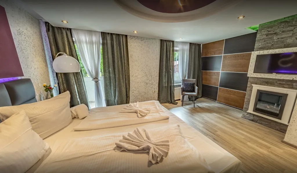 Hotel & Ristorante Sicilia by Visar_Tappenbeck_slider_image_1