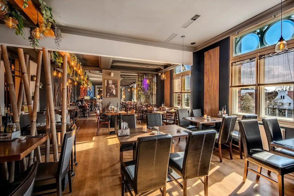 Restaurant Farina di Nonna Neumünster - HANDMADE PIZZA_Neumünster_slider_image_1