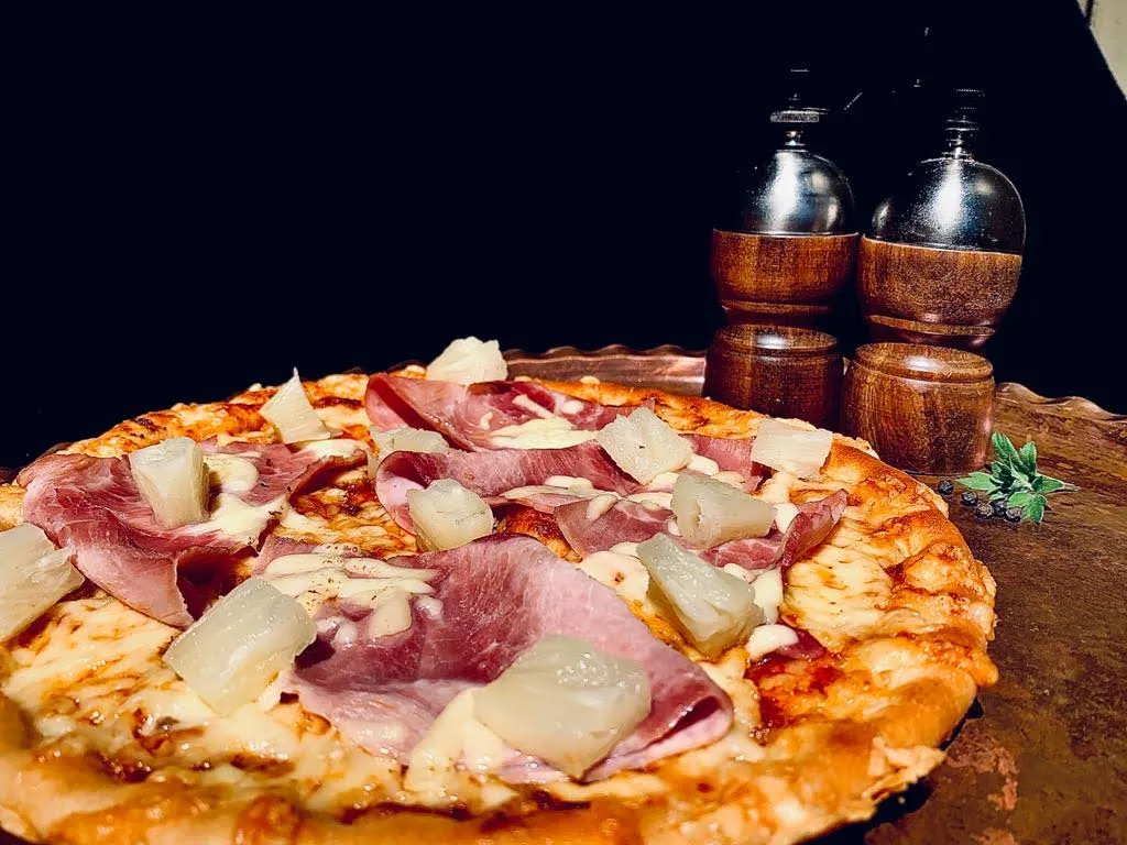 Koriander Pizza_Tespe_slider_image_2