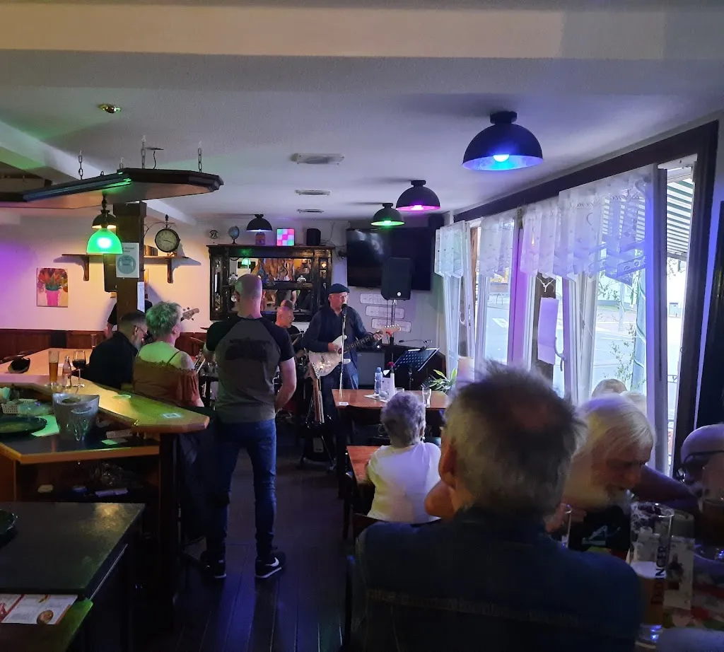 Eck-Lounge_Uetze_slider_image_3