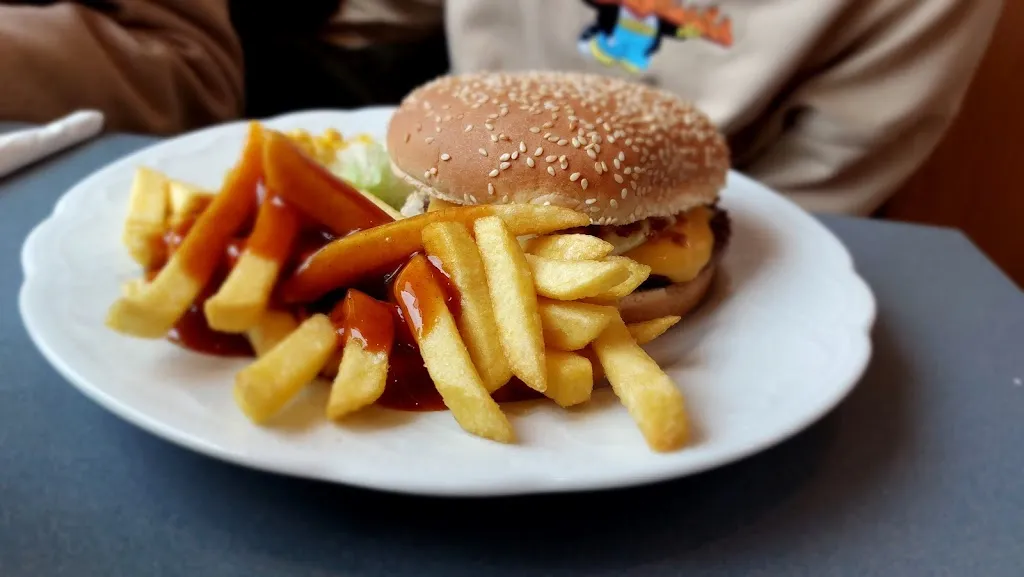 Helmut's Imbiss restaurant in Tostedt