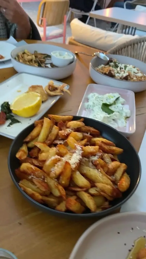 Faros - eine Ouzo Philosophie_Tübingen_slider_image_2