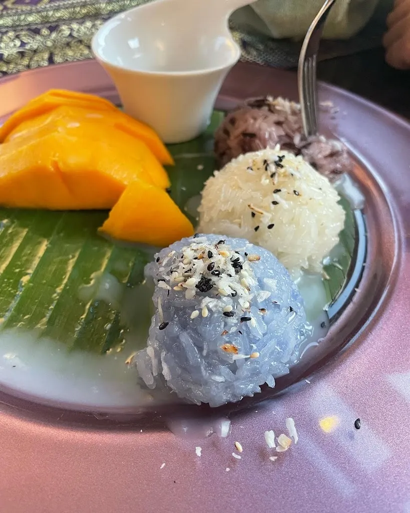 Wendy Jo Peterson, MS, RDN_Samphat Thai_Tübingen_recensione