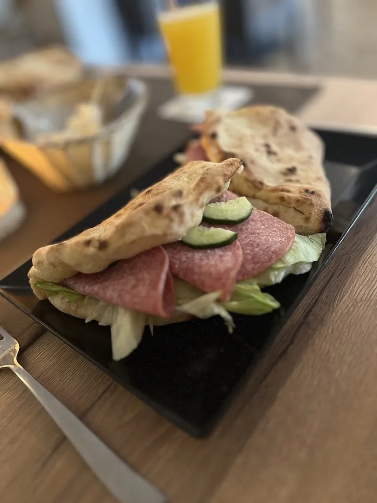 Christian Reß_Gasthof zur Post_Vordorf_avis