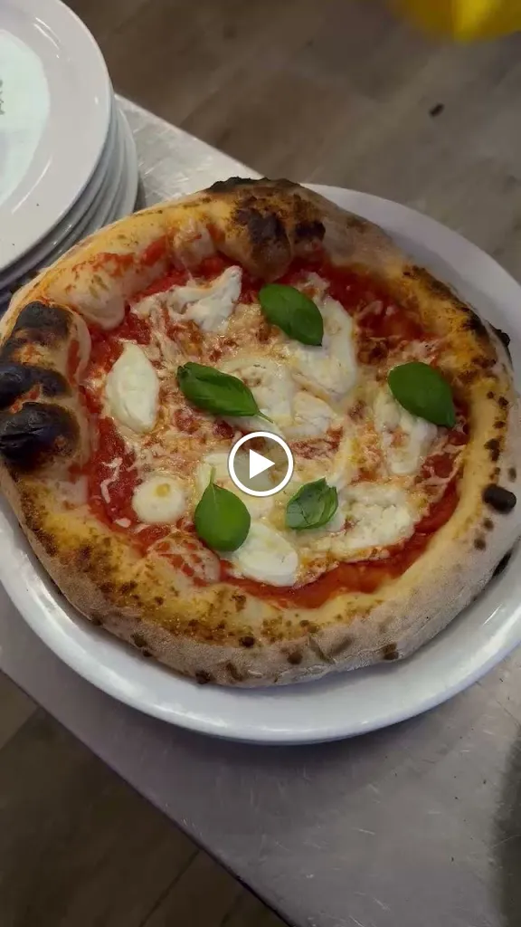 Trattoria Pizzeria Da Pippo_Gifhorn_slider_image_2